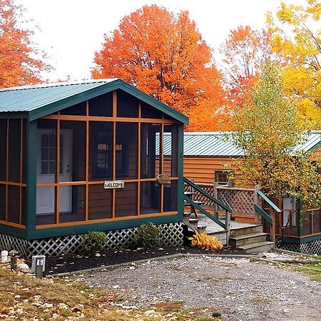 Hôtel Silver Lake Park Campground & Cabins à Belmont Extérieur photo